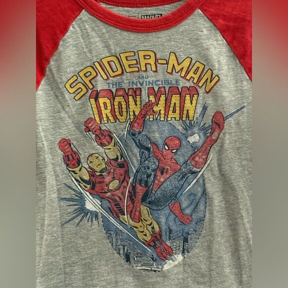 Baby Gap x Marvel Long Sleeve Shirt Size 2T EUC - Picture 2 of 4